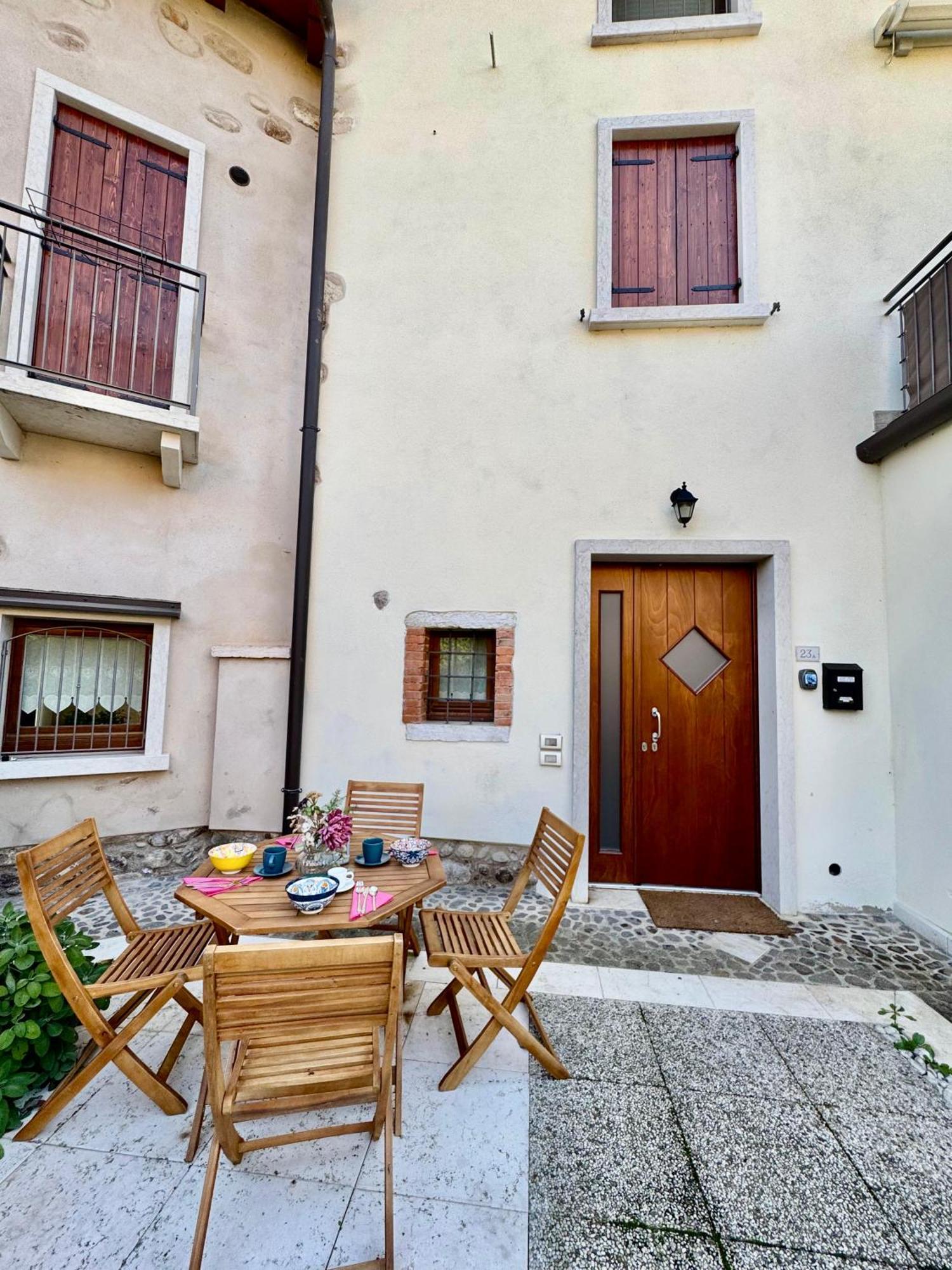 Corvina Suite Costermano Exterior photo